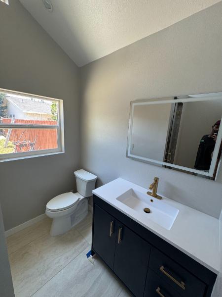 How A Bathroom Remodel Can Create Flexible Spaces Thumbnail