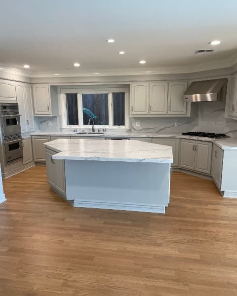 Kitchen Remodeling Service Image